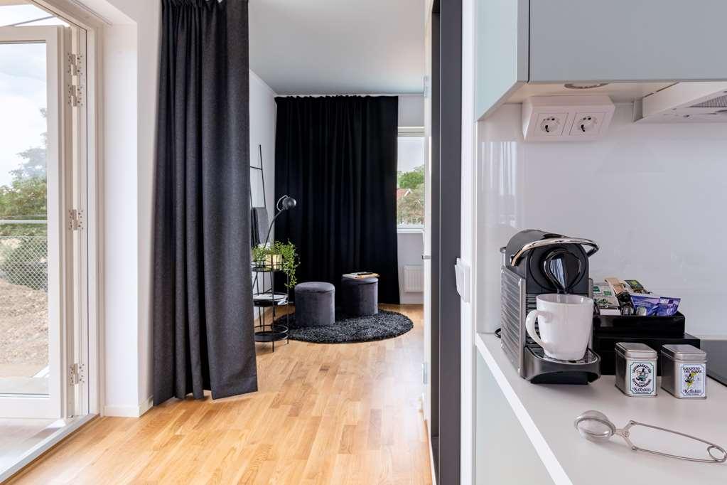 First Kokoloko Hotel 3*